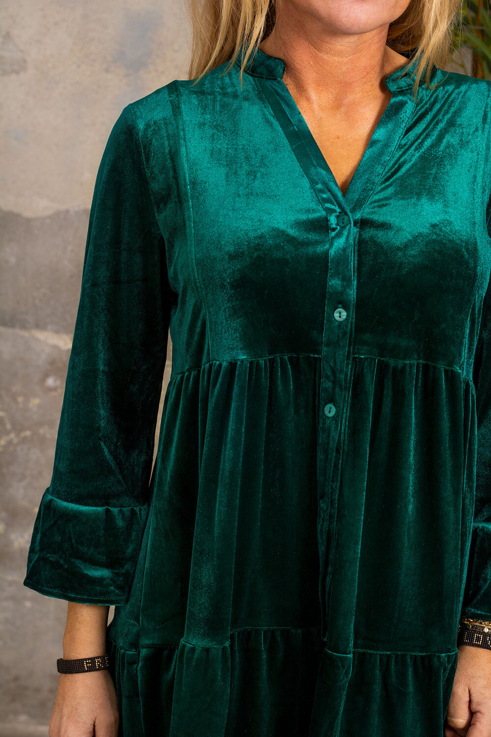 Stina Sammetsklänning - Volanger - Smaragd