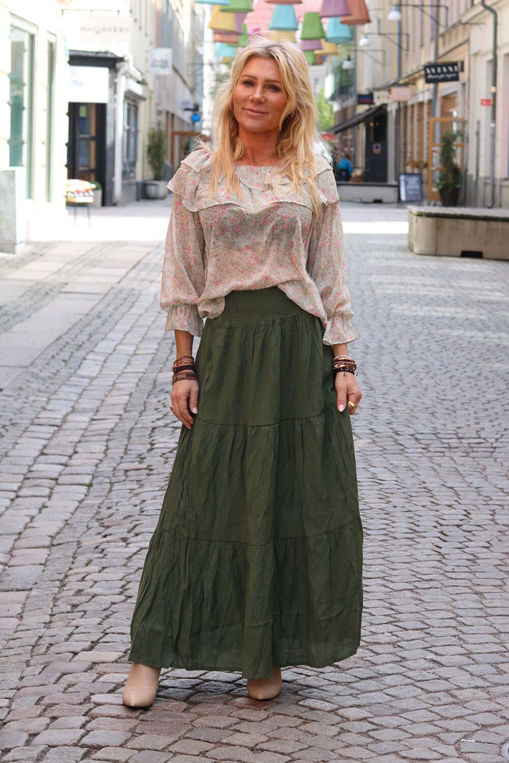 Belle Small floral blouse - Ruffles - Summer green - Image 2