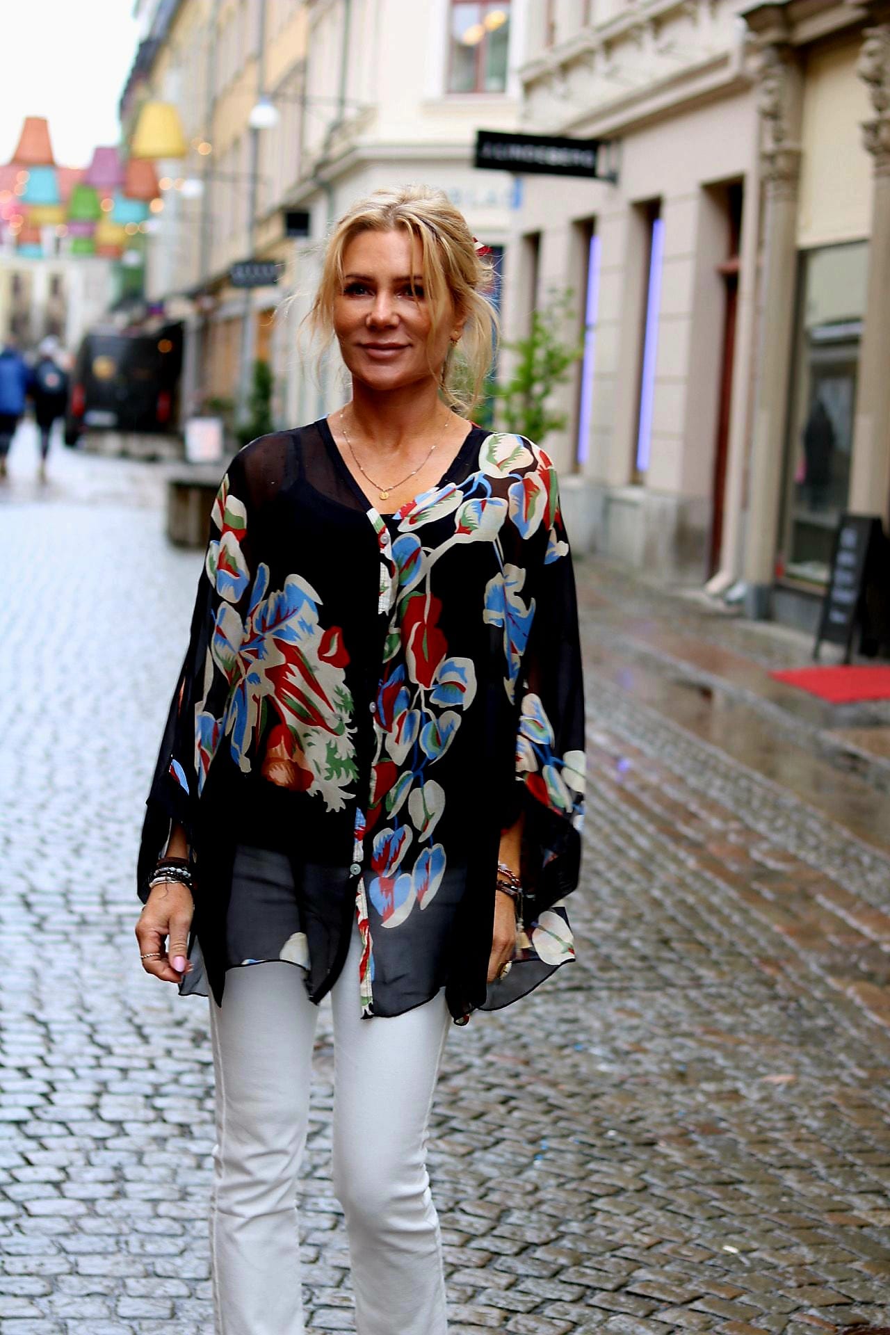 Sandy - Silk tunic with buttons and linen - Black - Image 3