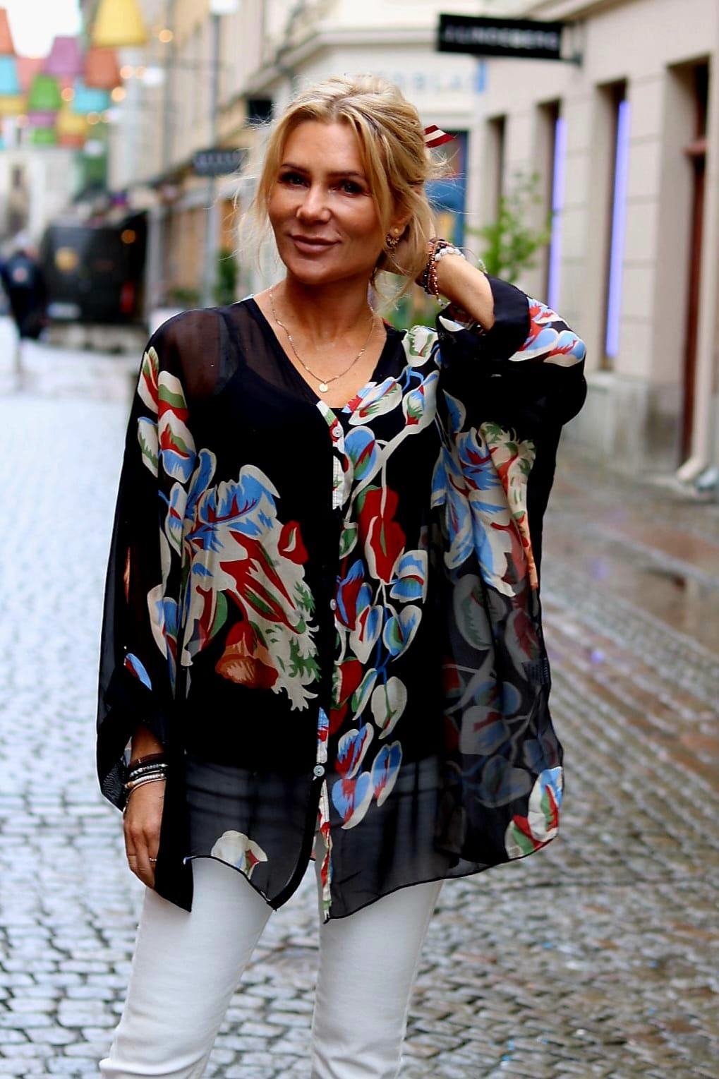 Sandy - Silk tunic with buttons and linen - Black - Image 4