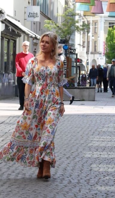 Zoe - Smock dress - Flowers - Image 10