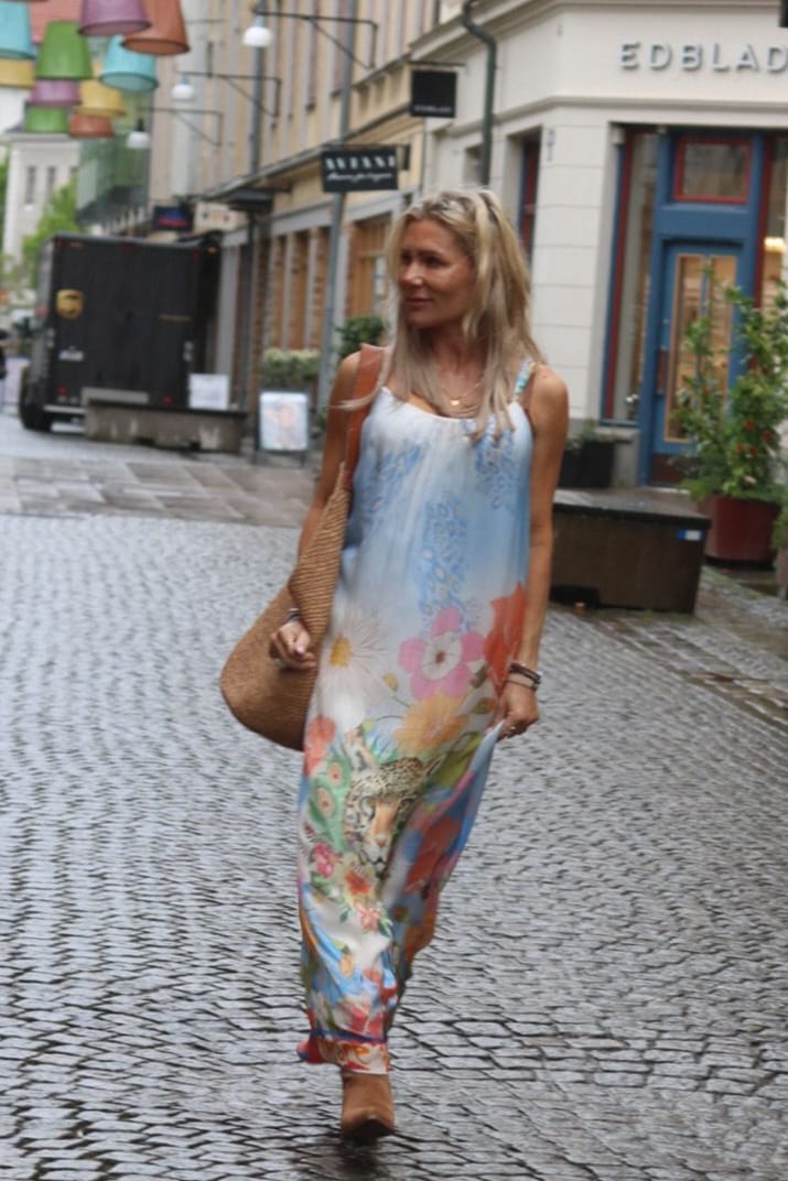 Havana - Silk dress - Leo and flowers - Blue - Image 8