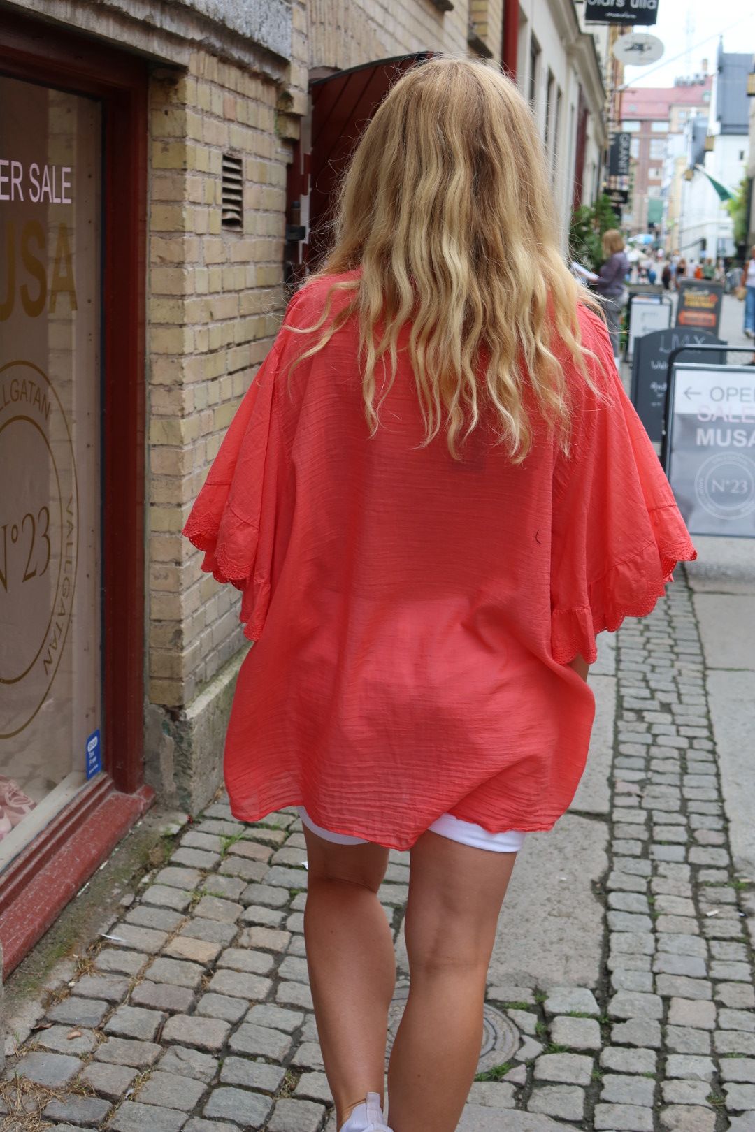Hanna - Shirt blouse with lace details - Coral - Image 5