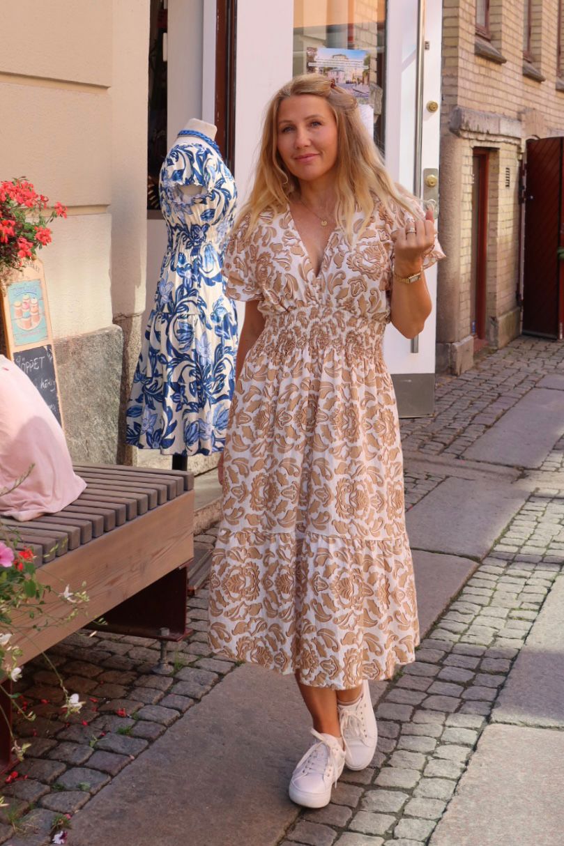 Selena Klänning 496-Q - Finmönstrad - Nougat - Bild 3