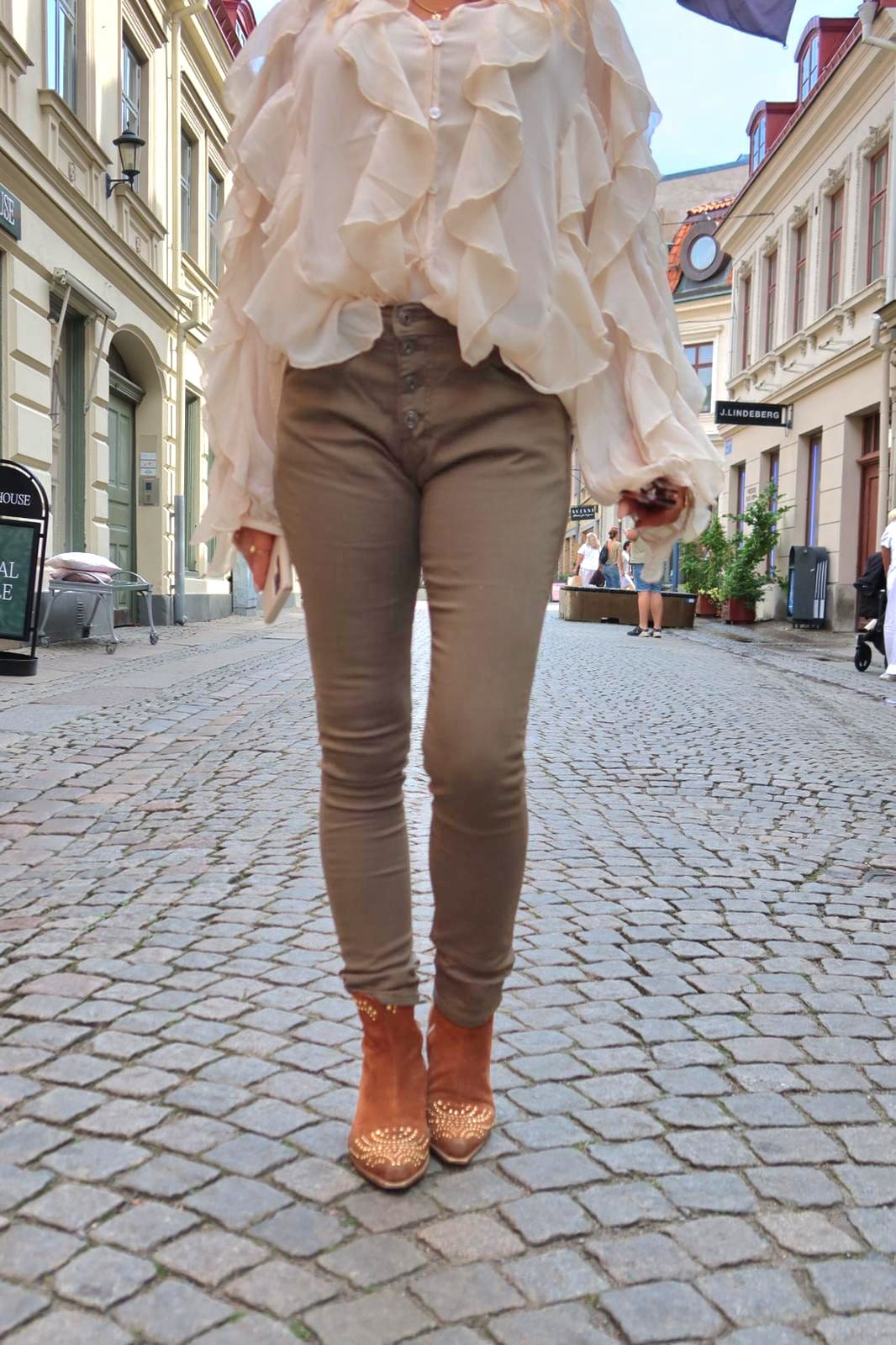 Joggingjeans med knappar - 90109 - Khaki - Bild 4