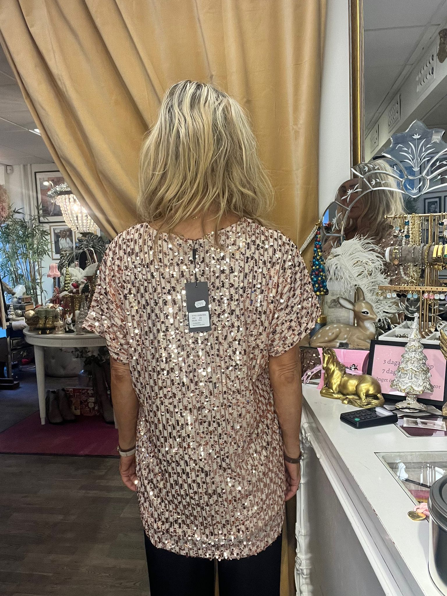 Glittra - V-ringad topp med paljetter - Rose - Bild 5