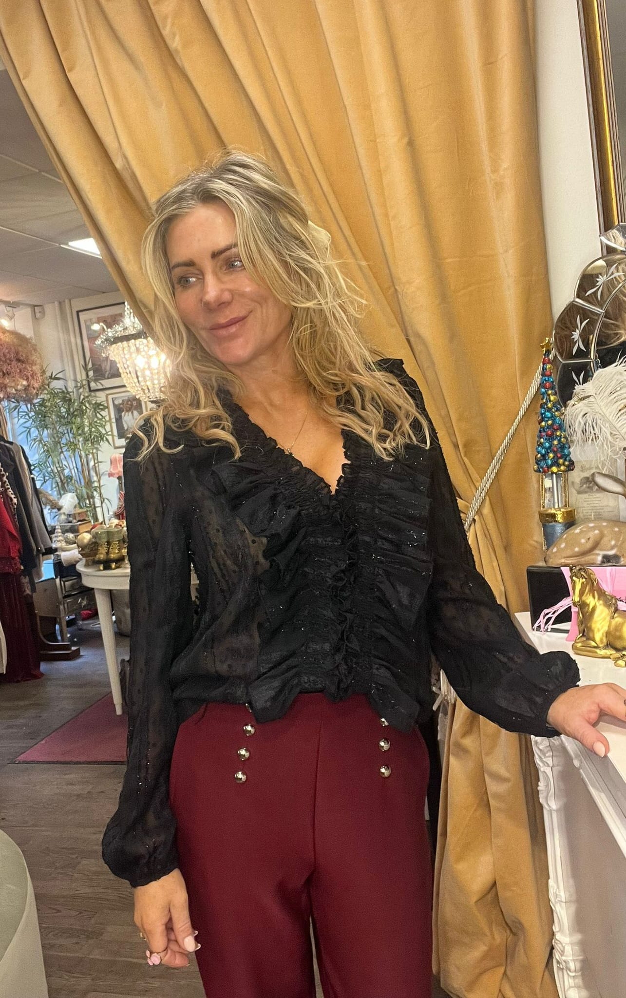 Elvira Spetsblus - Svart - Bild 8