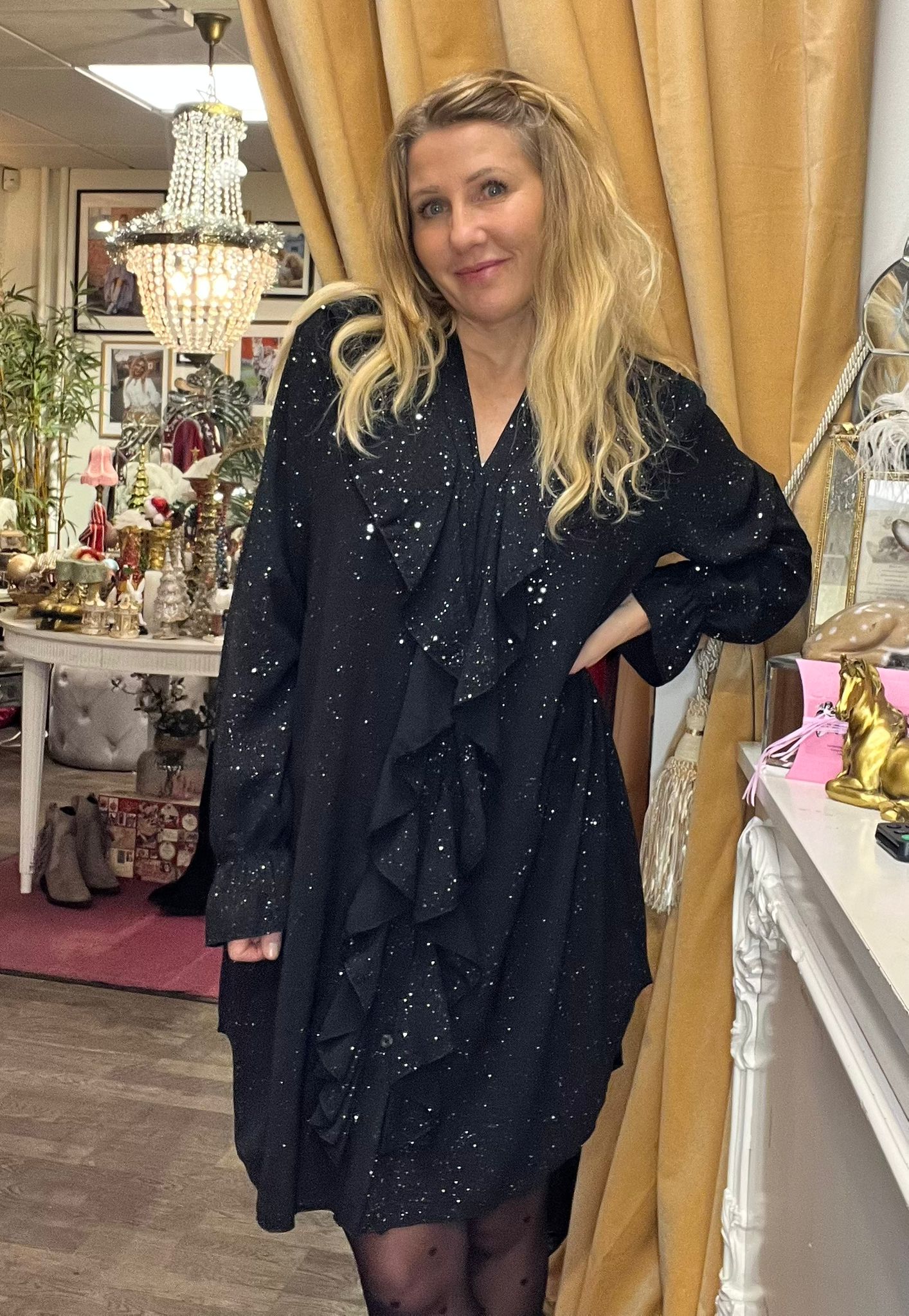Glitter Sienna - Dress with ruffles - Black - Image 2