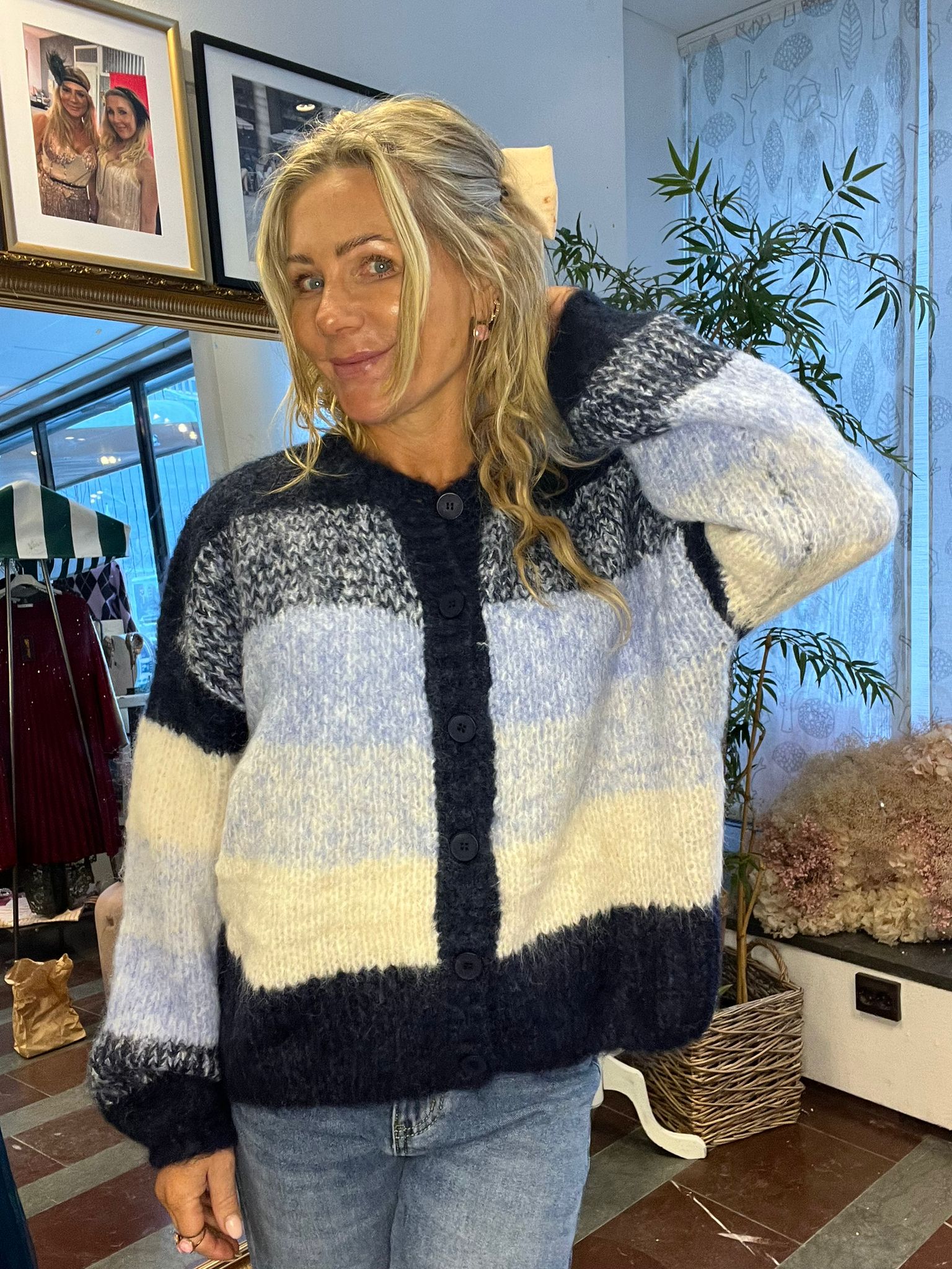 Majsan - Stickad kofta - Multi/Navy - Bild 3