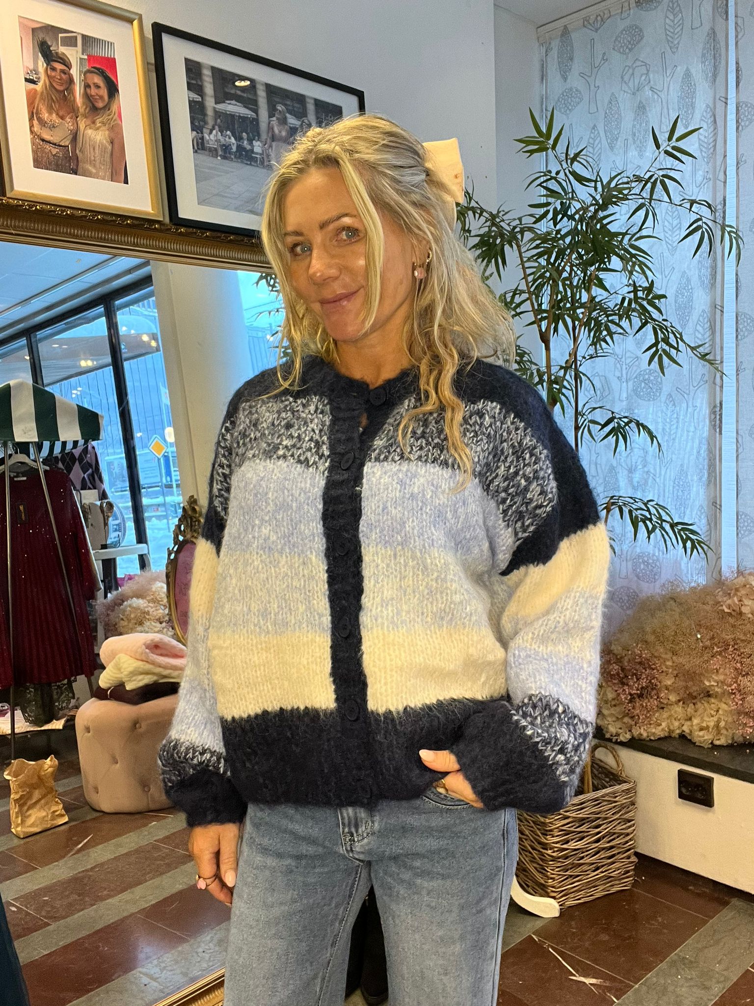 Majsan - Stickad kofta - Multi/Navy