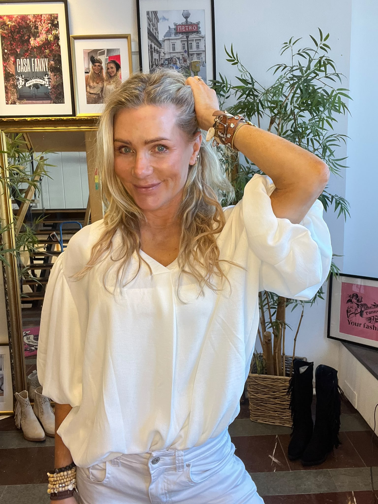 Betty - Topp med ballongärm - Vit - Bild 6