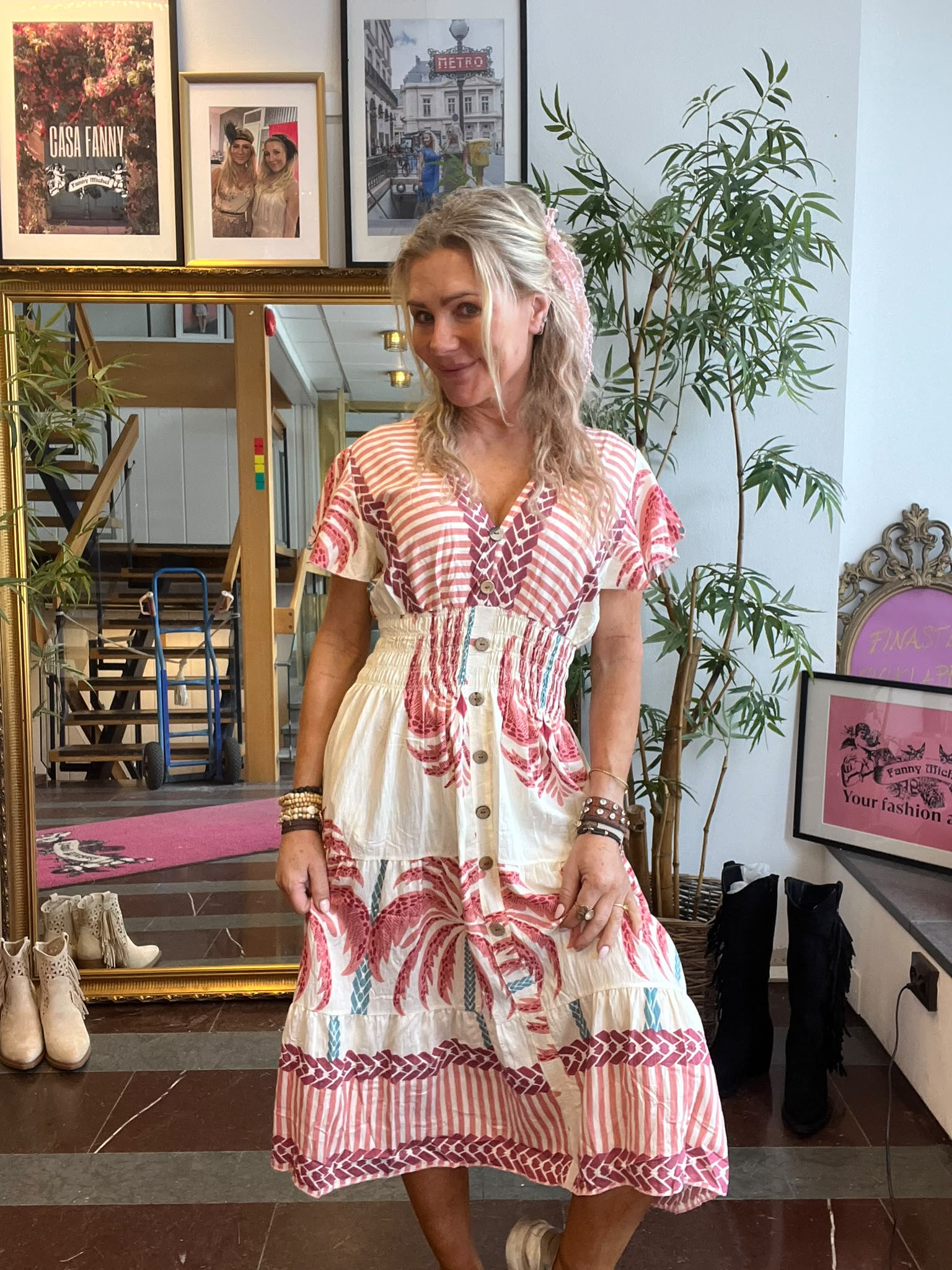 Ester - Klänning - Palmer och ränder - 429-E2 - Rosa - Bild 5