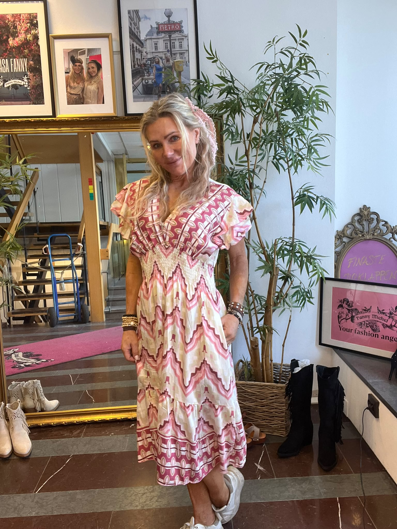 Selena Kort klänning 496-T - Mönstrad- Rosa - Bild 6