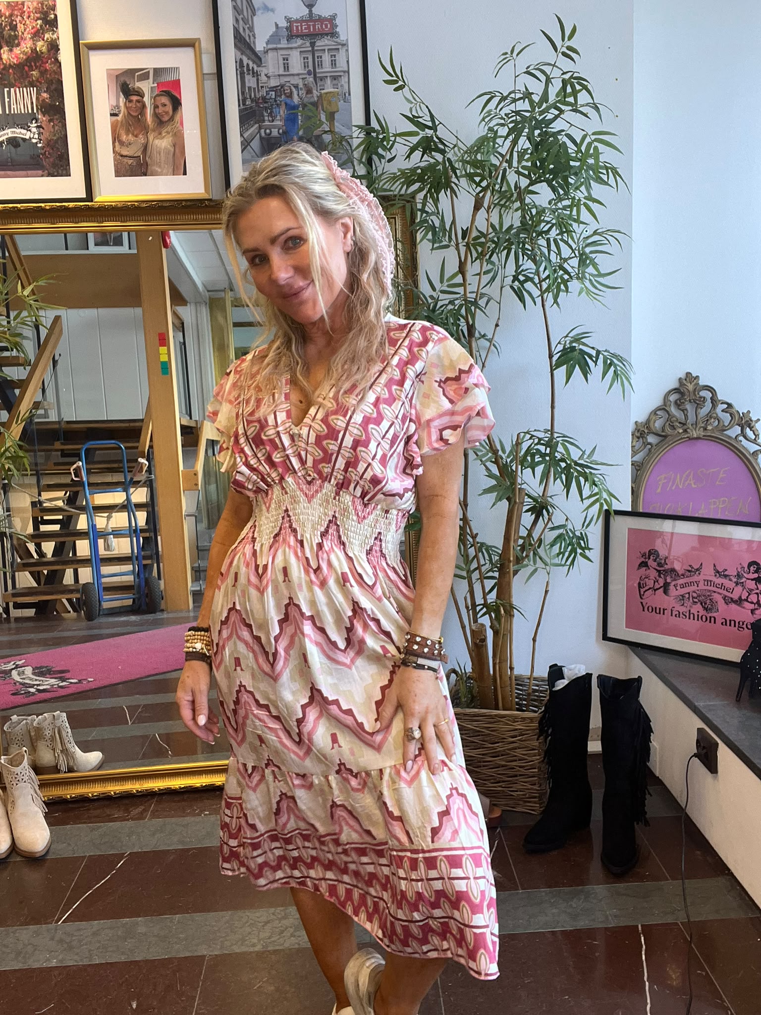 Selena Kort klänning 496-T - Mönstrad- Rosa - Bild 3