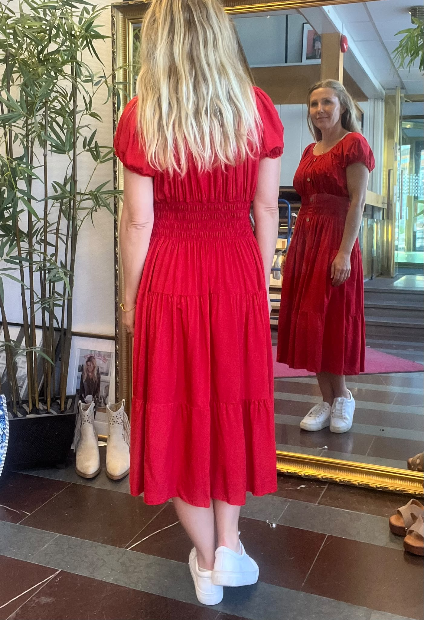 Elsi klänning - Röd - Bild 3