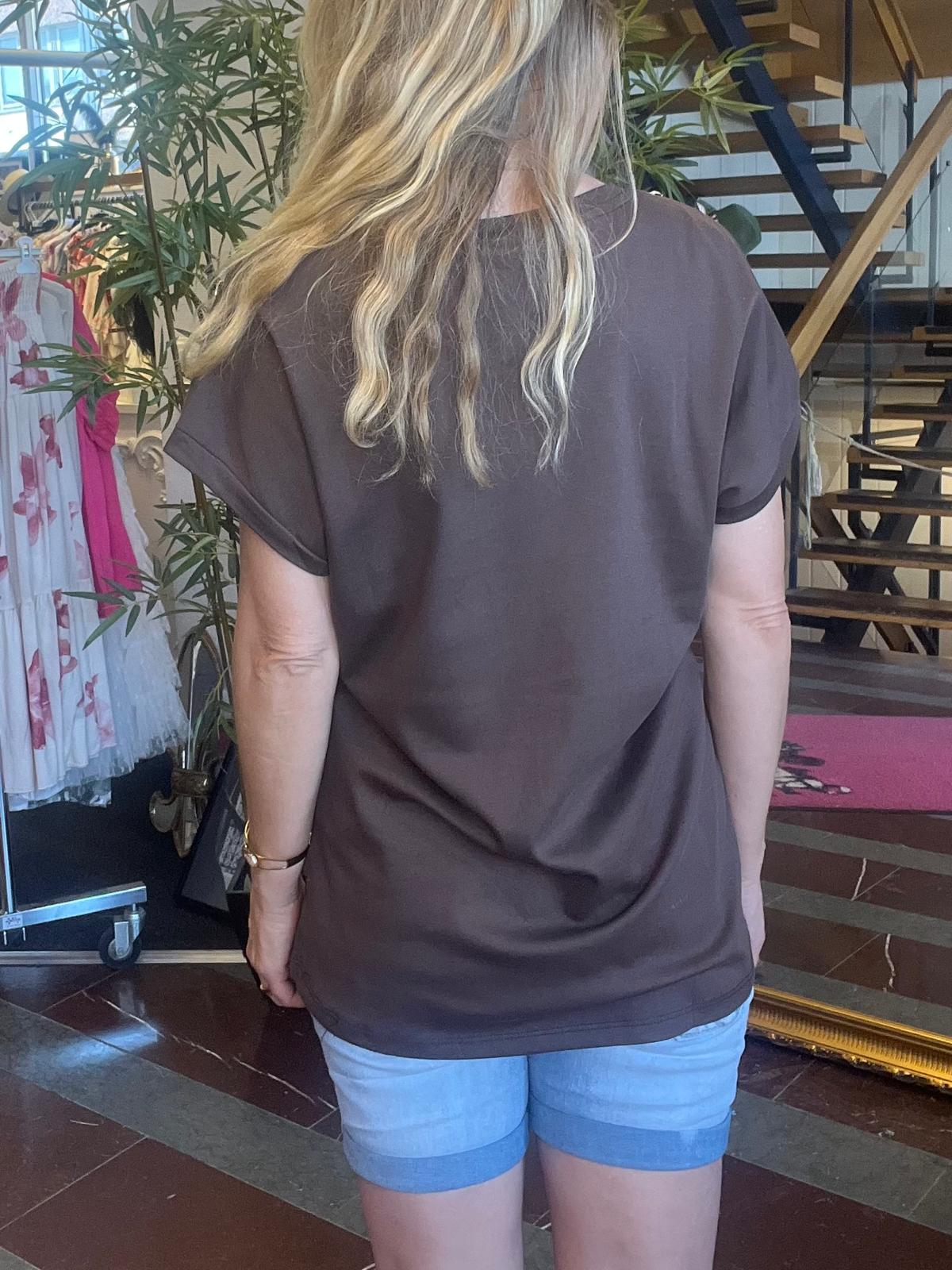 Hanna - Topp med guldknappar - Brun - Bild 6