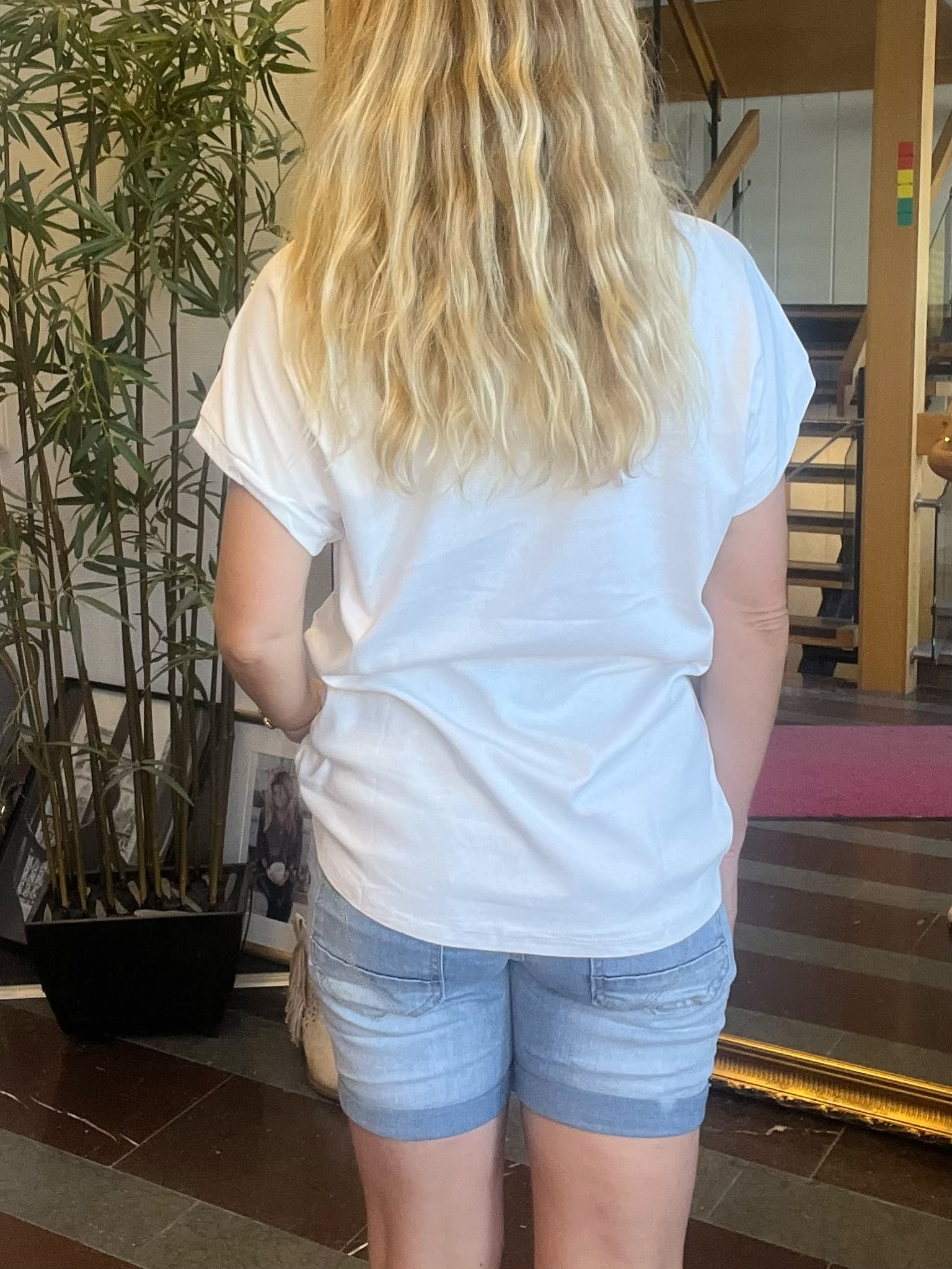Hanna - Topp med guldknappar - Vit - Bild 3