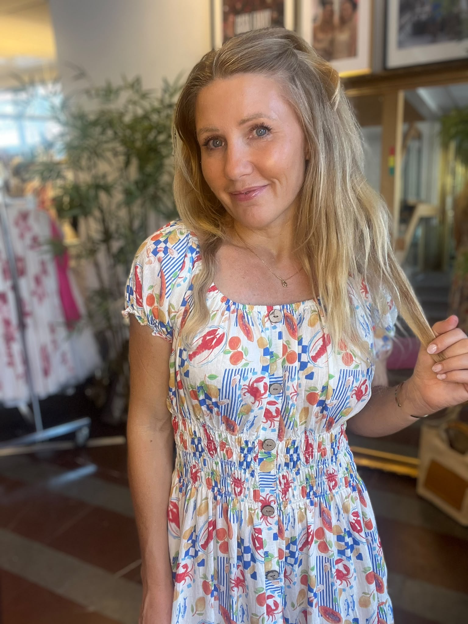 Meja - Långklänning med kräftmotiv - 302-D1 - Blå