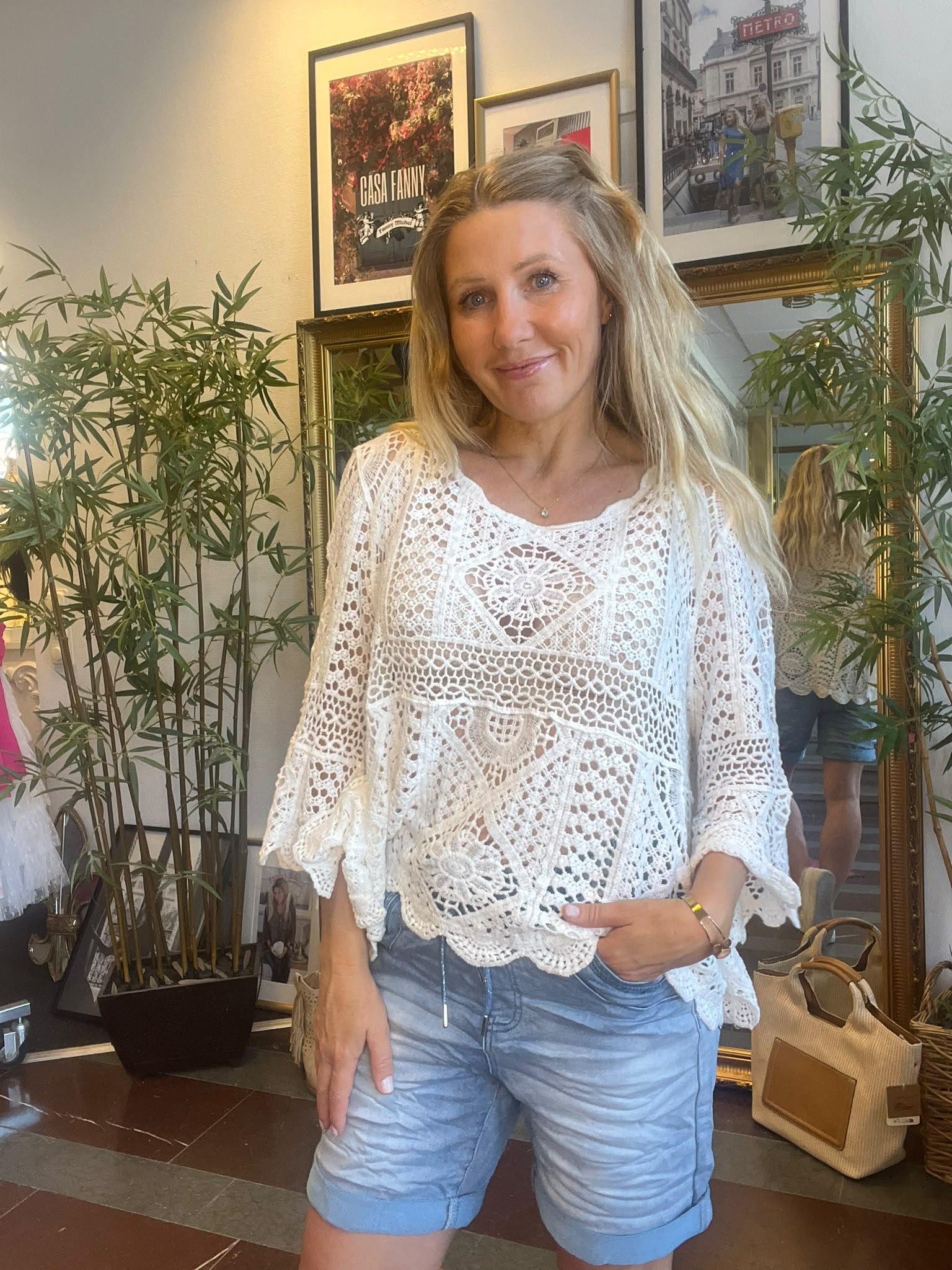 Annie - Virkad topp med trumpetärm - Vit - Bild 2
