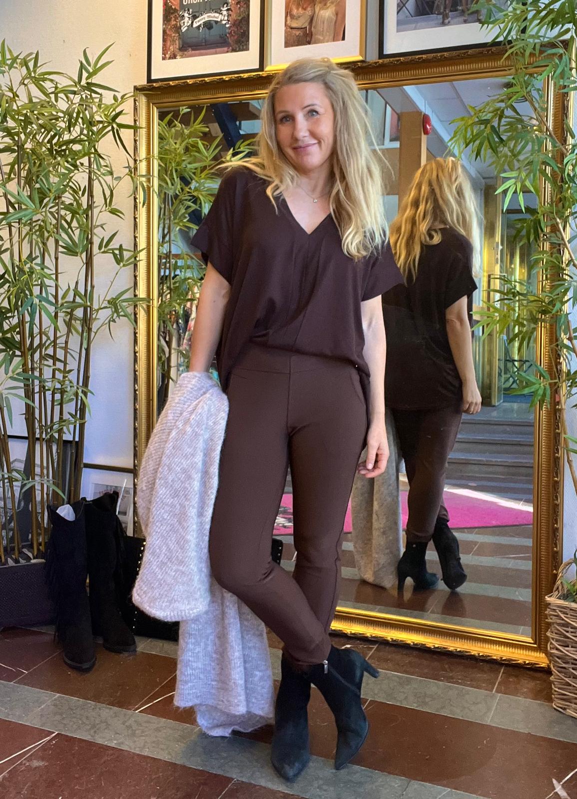 Lovely stretch pants